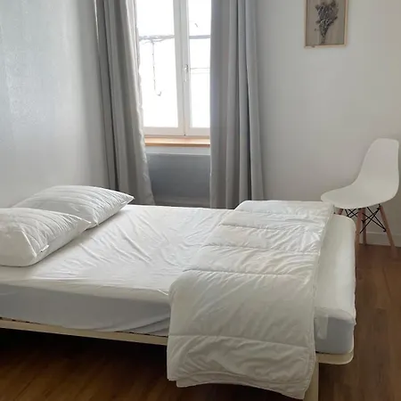 بيت للعطل Maison De Village 15 Personnes Pradelles